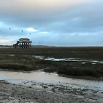 דירה Beach Home Böhl