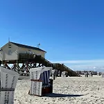 Beach Home شقة *